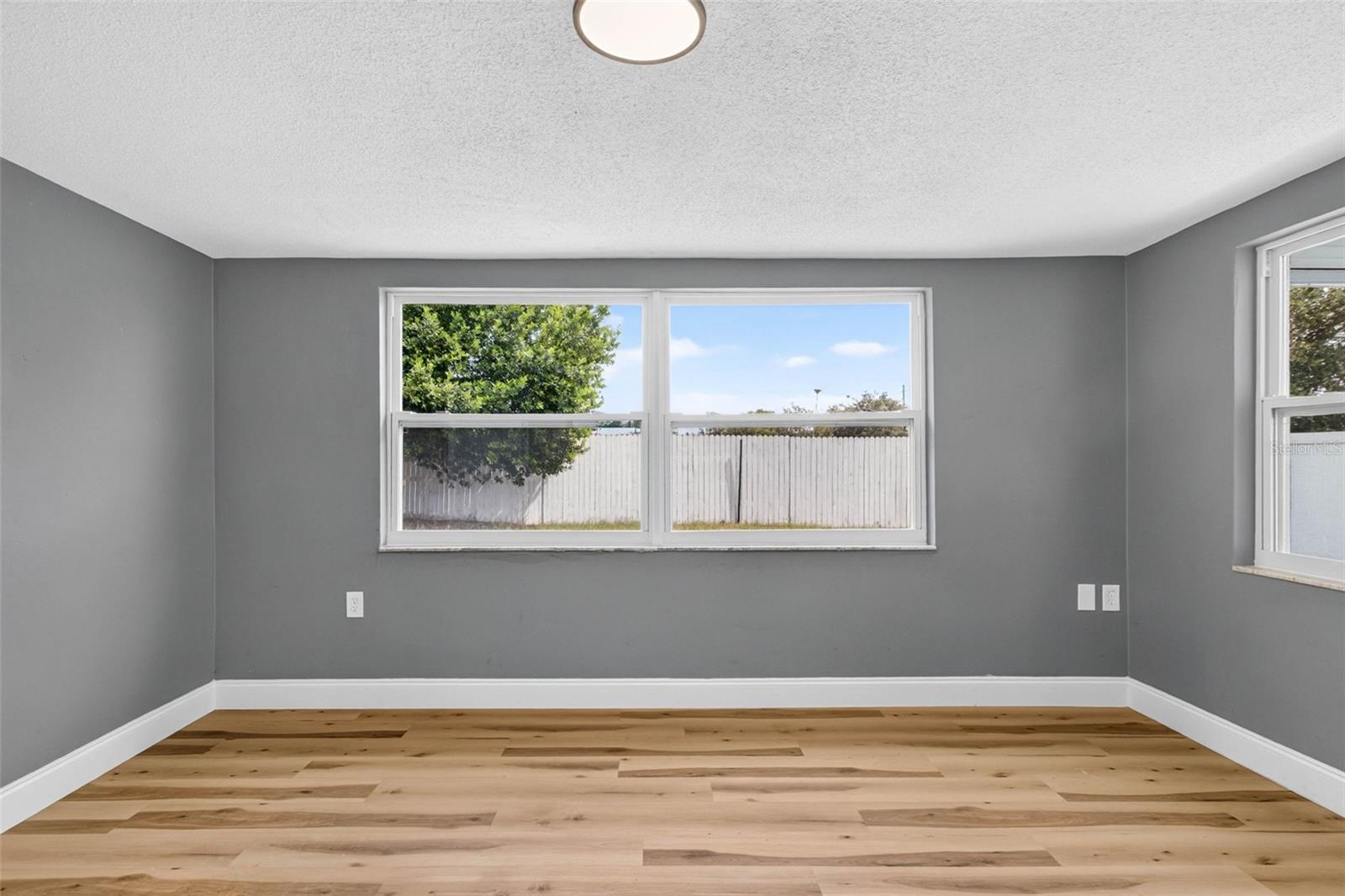 9516 GRAY FOX LN — photo 11