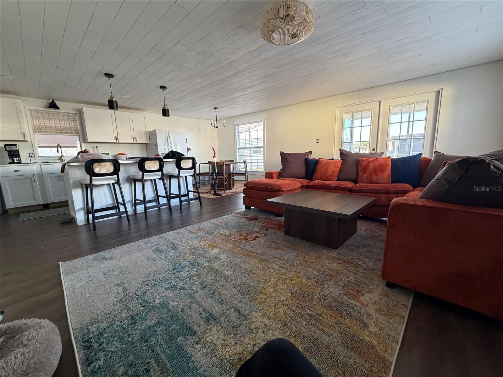 5221 POINCIANA CIR — photo 2