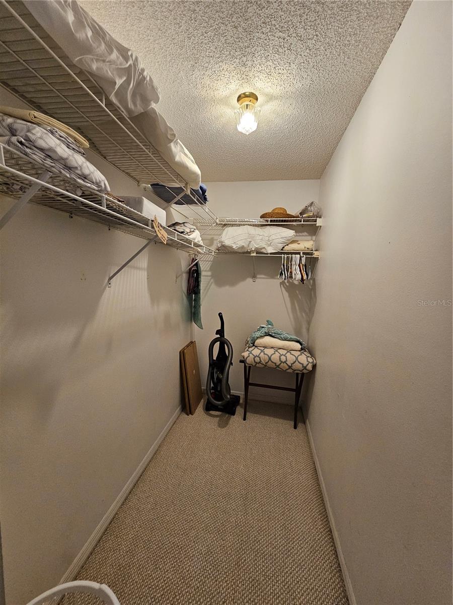 304 GRAYSTON PL — photo 22