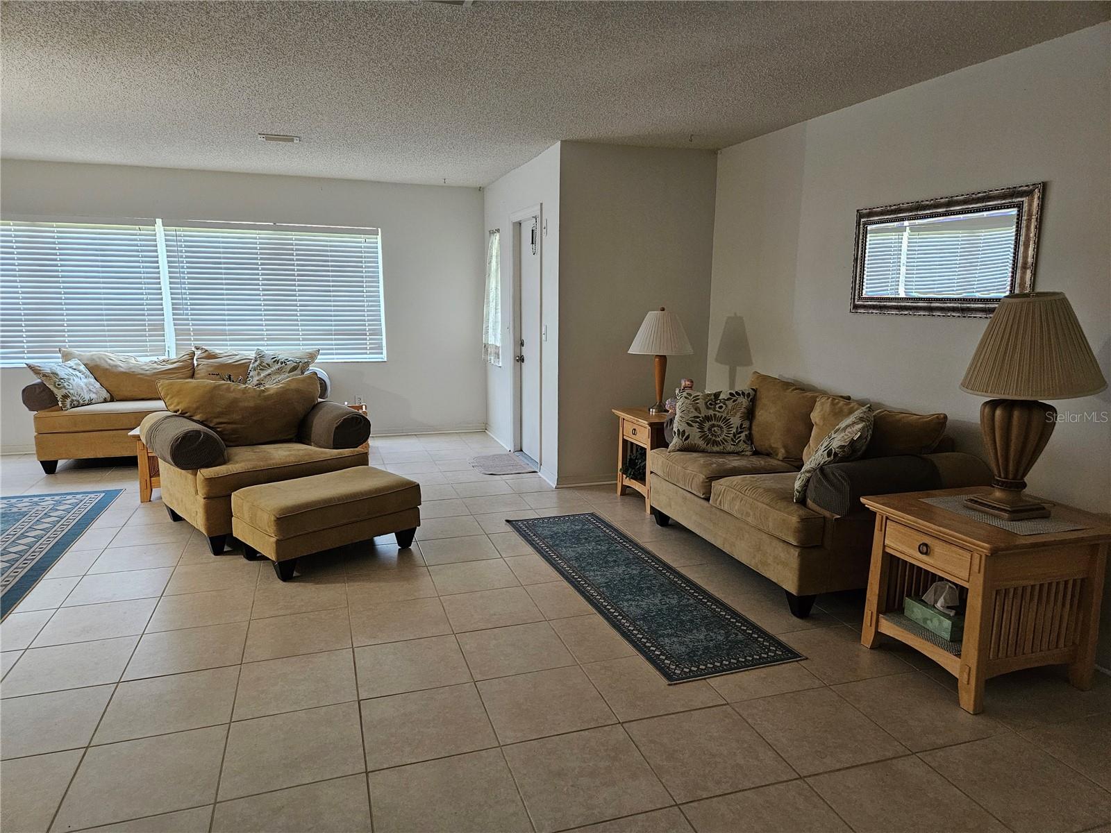 304 GRAYSTON PL — photo 7