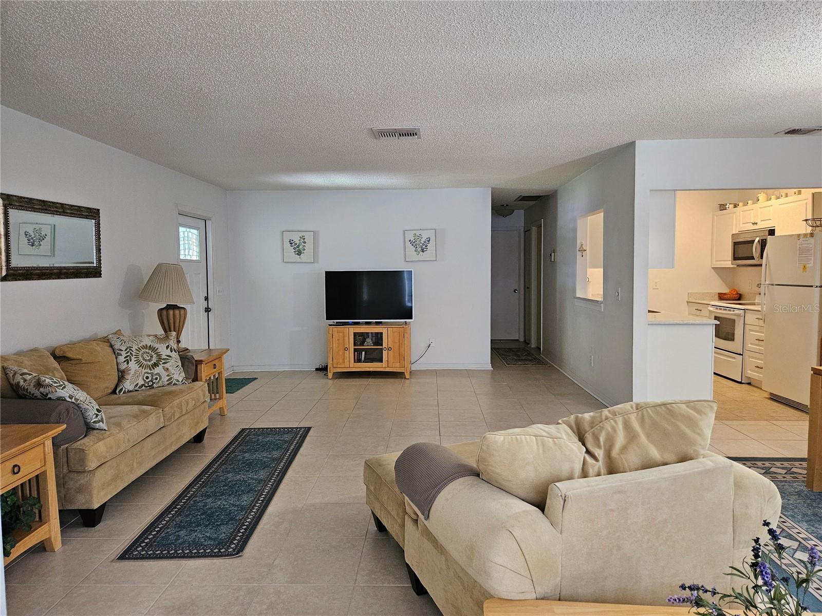 304 GRAYSTON PL — photo 9