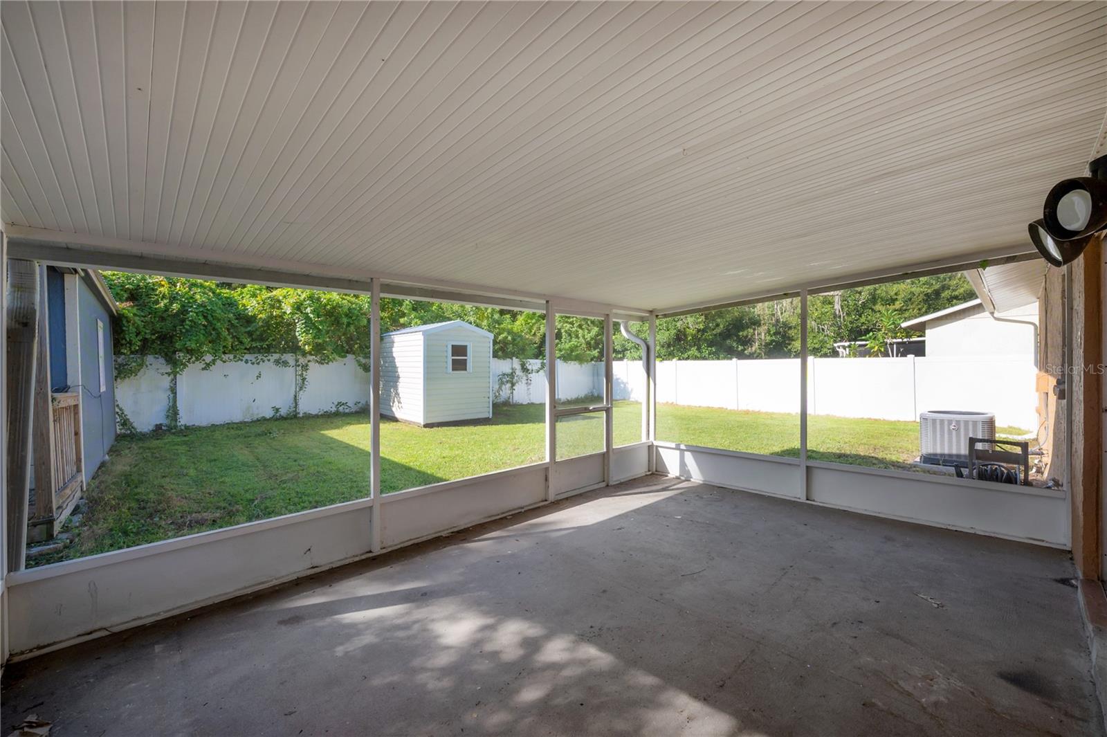 21610 LAGOON DR — photo 22