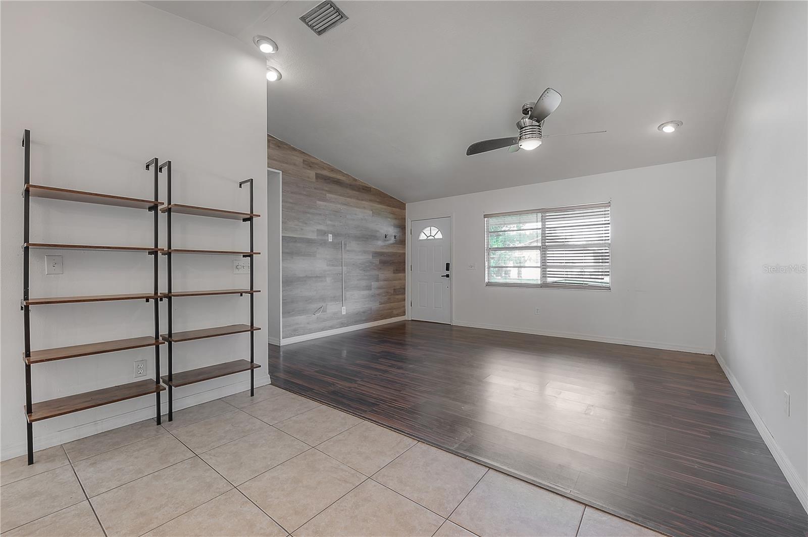 21610 LAGOON DR — photo 4