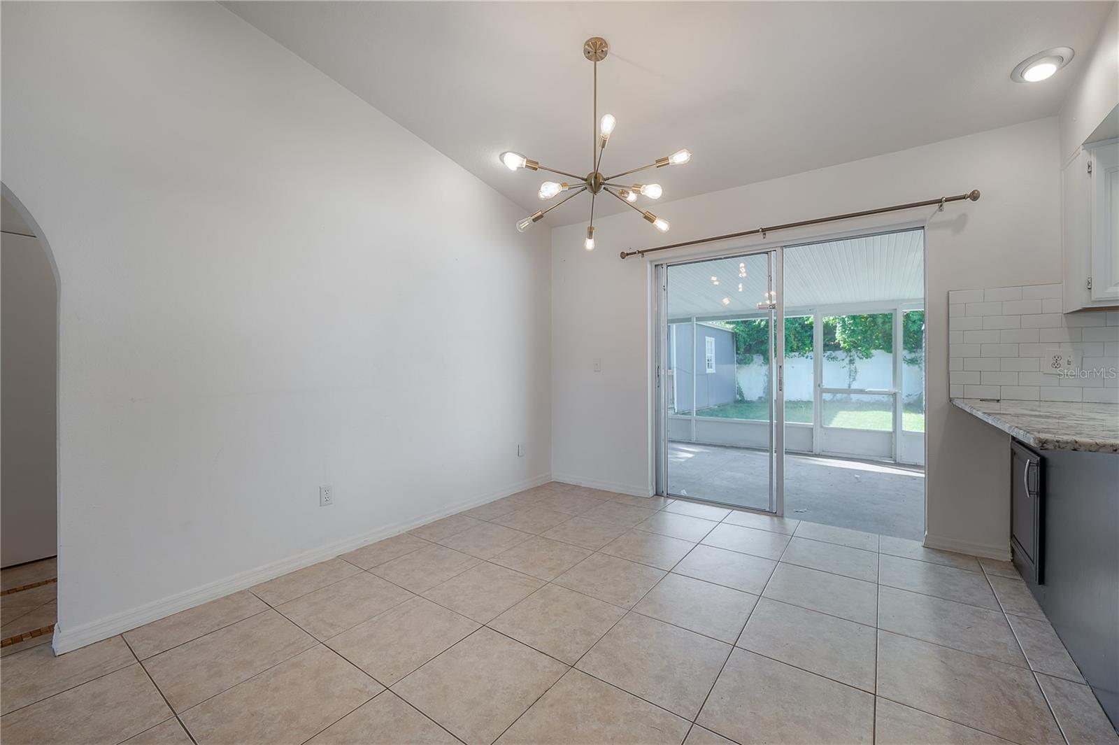 21610 LAGOON DR — photo 5