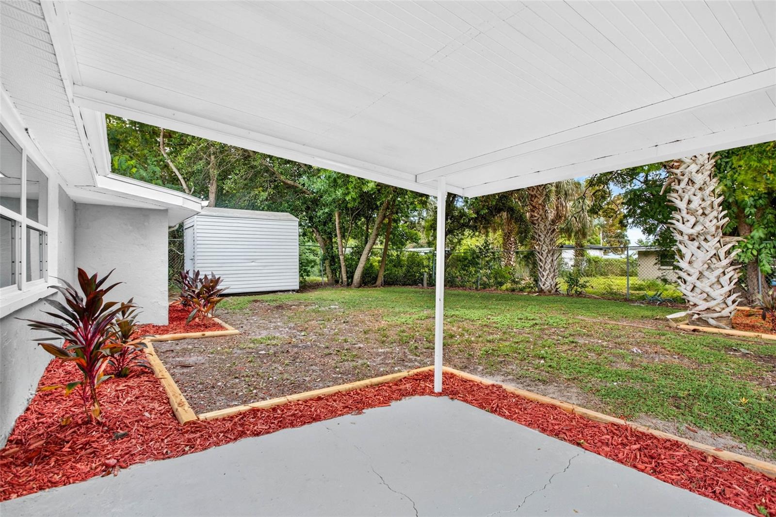 11031 HASSLE AVE — photo 35