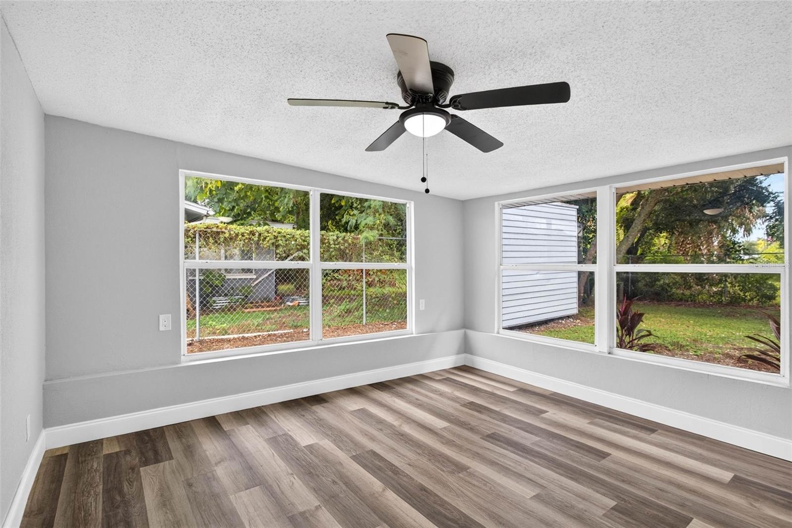 11031 HASSLE AVE — photo 20