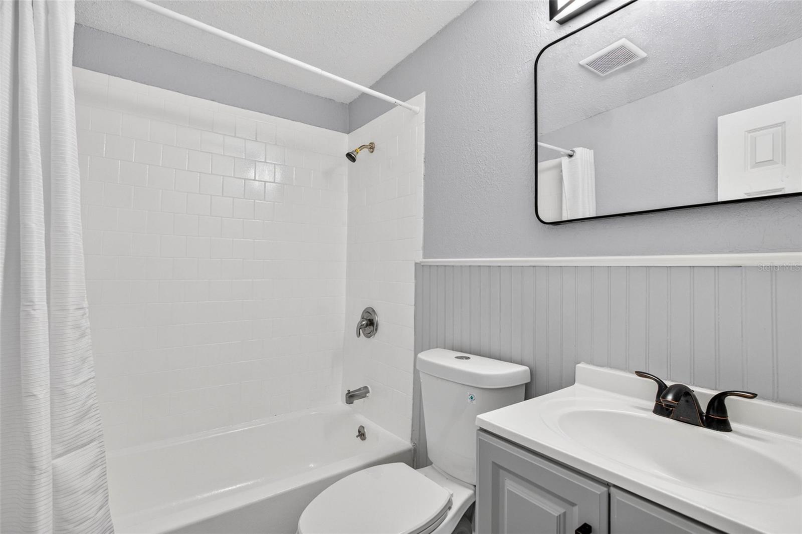 11031 HASSLE AVE — photo 30