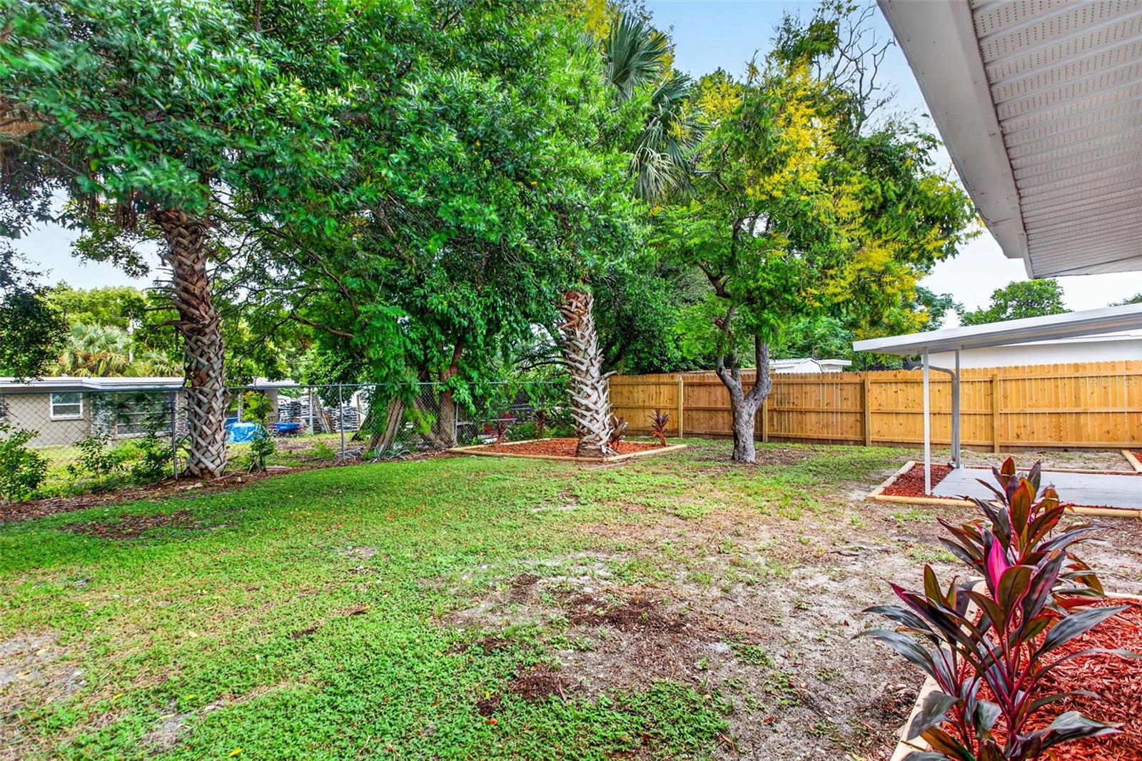 11031 HASSLE AVE — photo 41