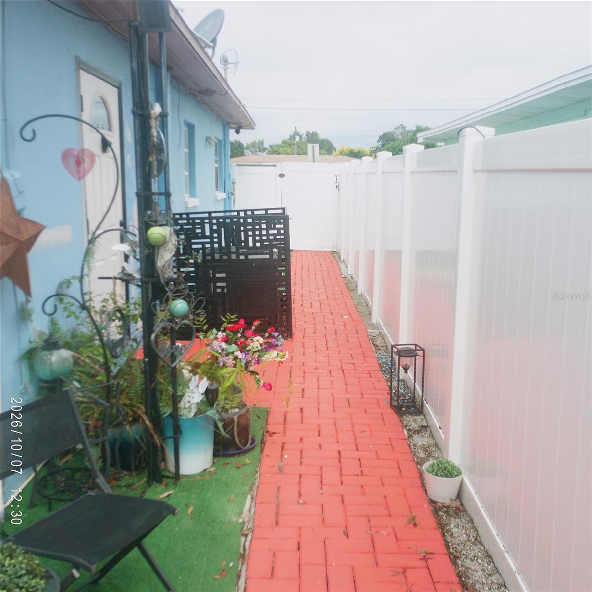 3410 W CORDELIA ST — photo 8