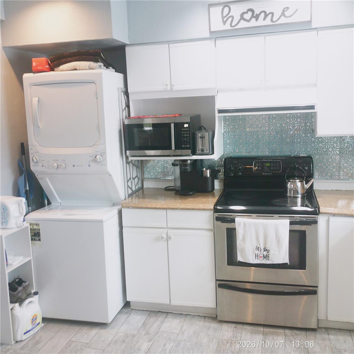 3410 W CORDELIA ST — photo 25