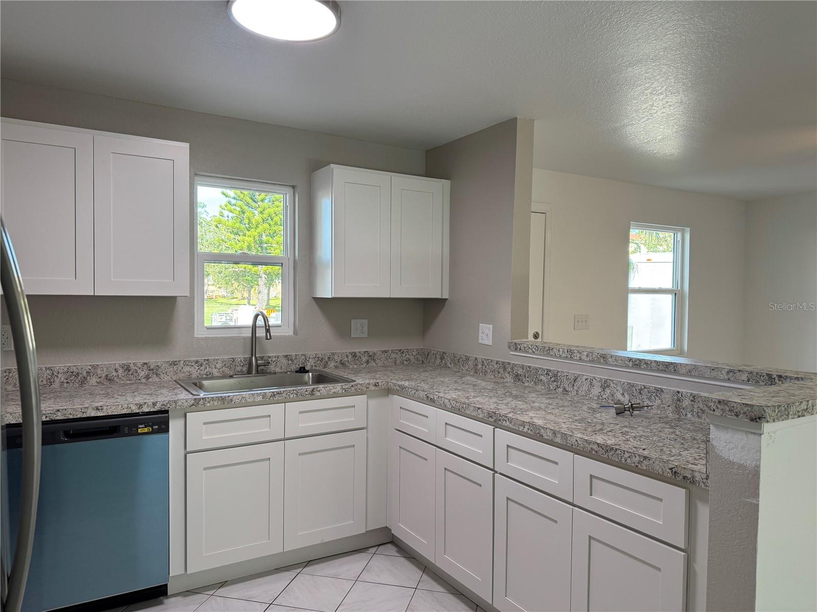 6340 PROVIDENCE CIR #117 — photo 4