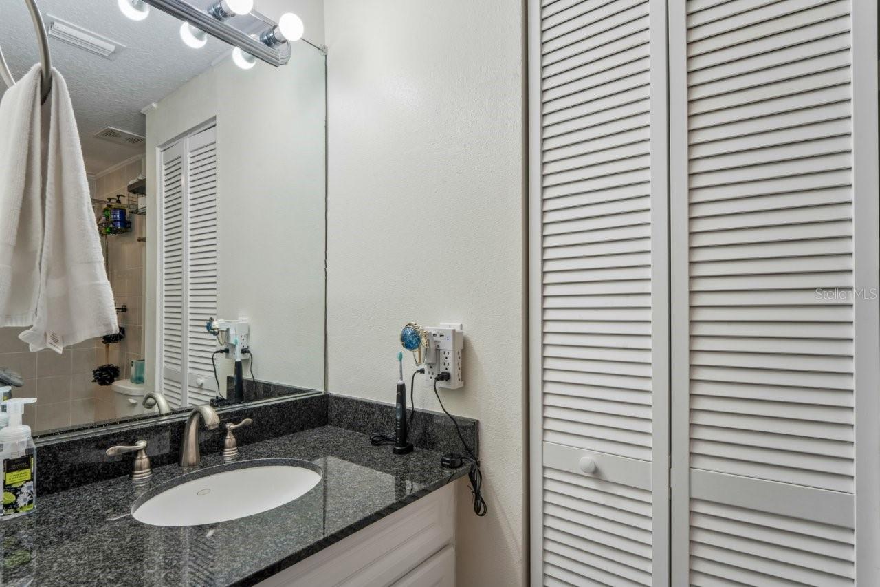 583 LONGWOOD CT — photo 43