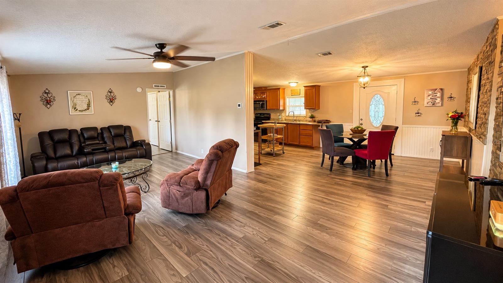 12831 HAWK HILL DR — photo 4