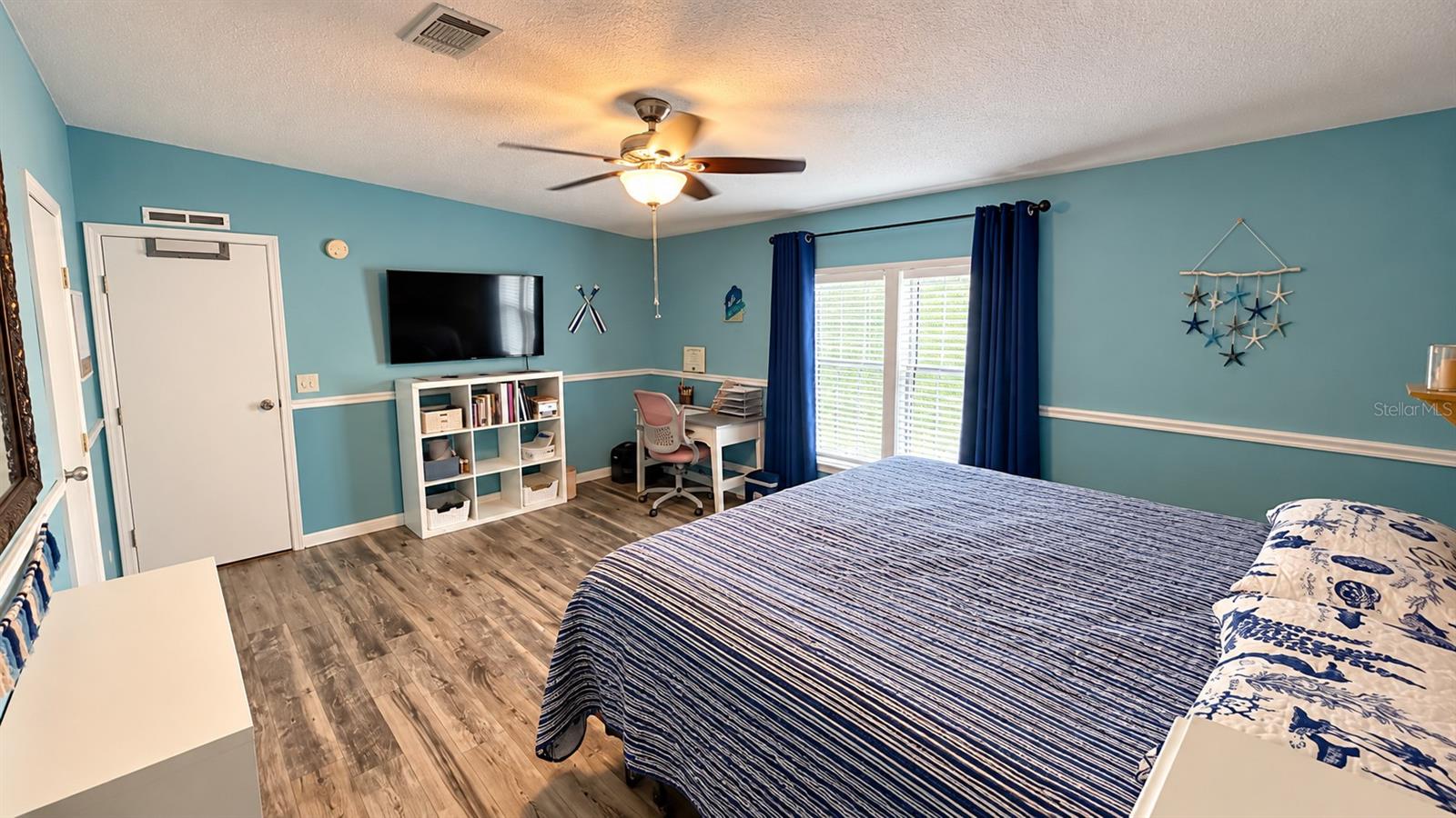 12831 HAWK HILL DR — photo 11