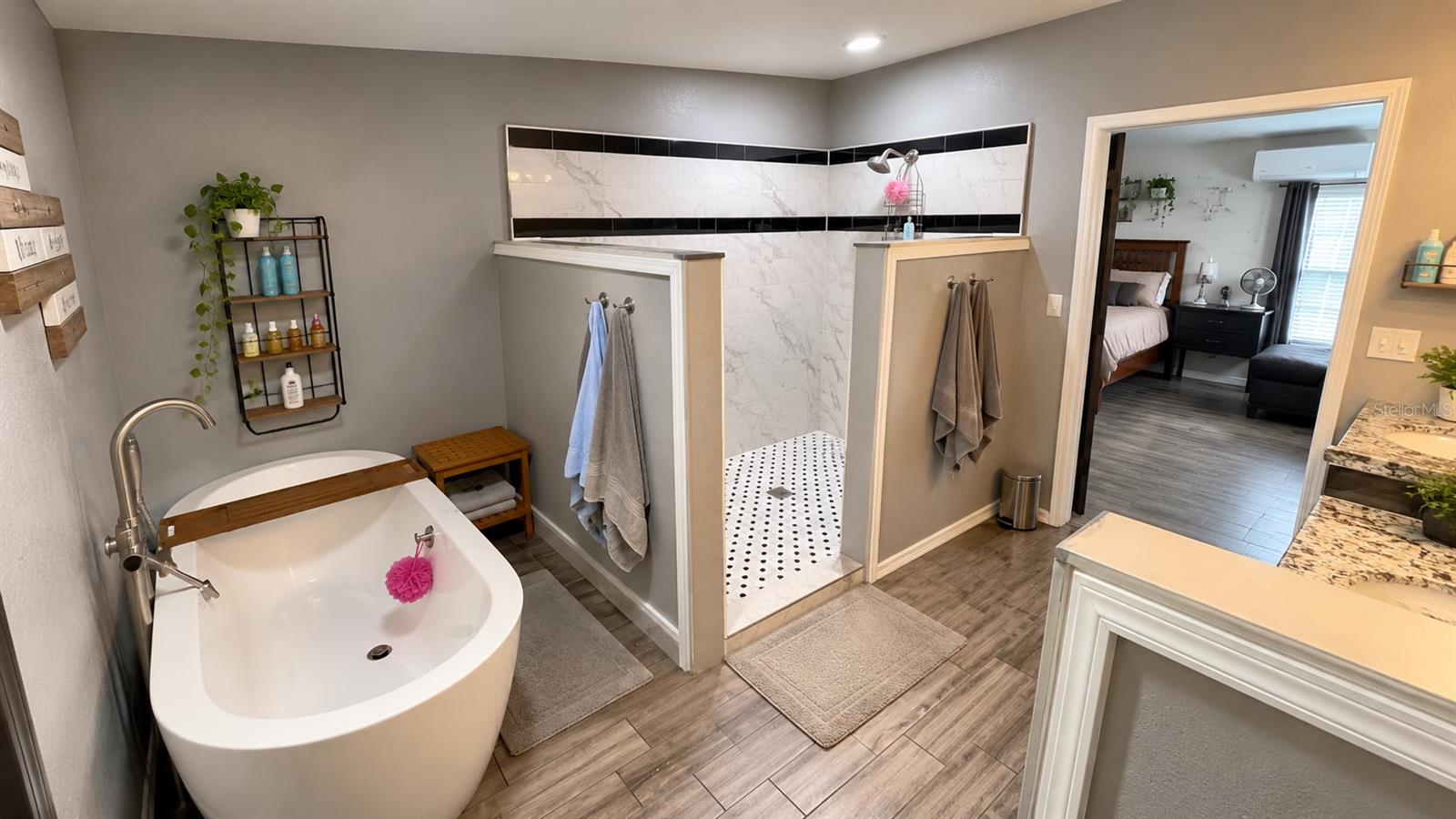 12831 HAWK HILL DR — photo 26