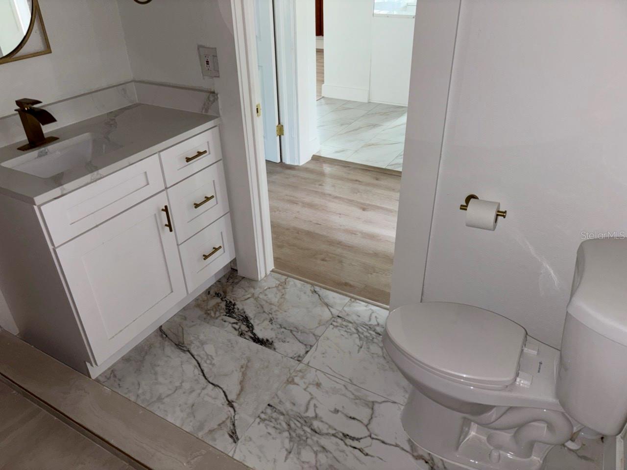 5108 N SUWANEE AVE — photo 16