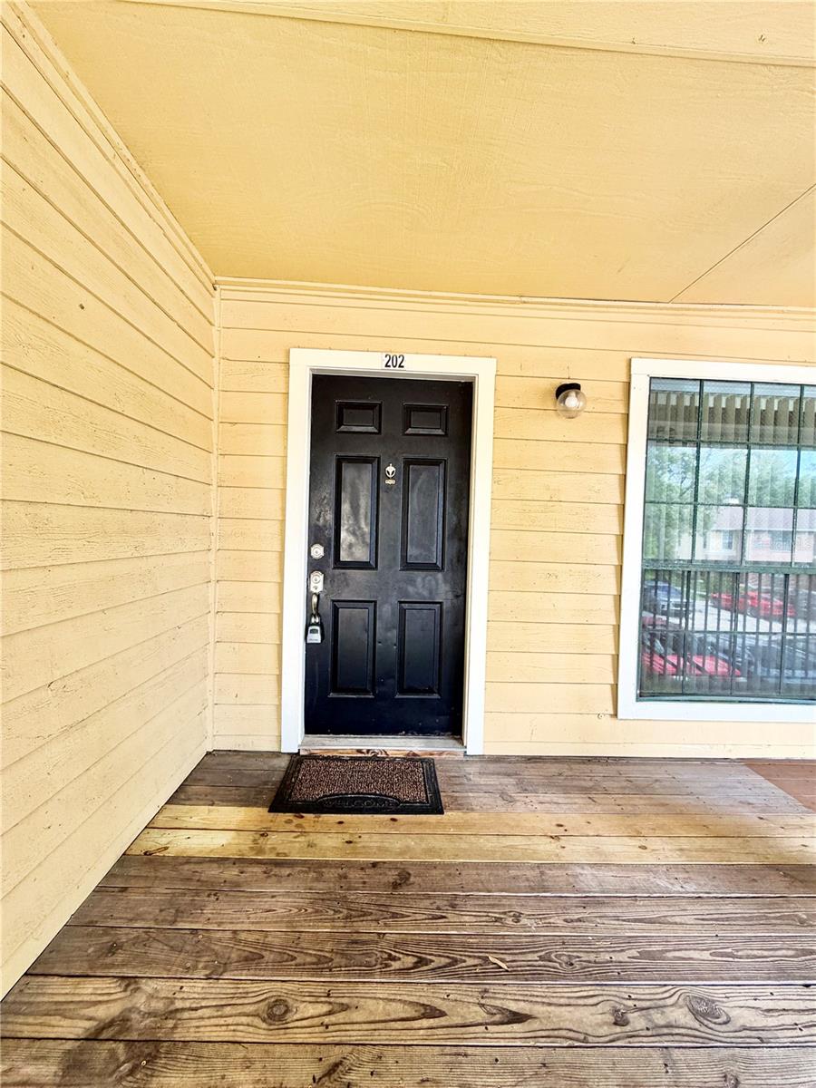 8643 MALLARD RESERVE DR #202 — photo 4