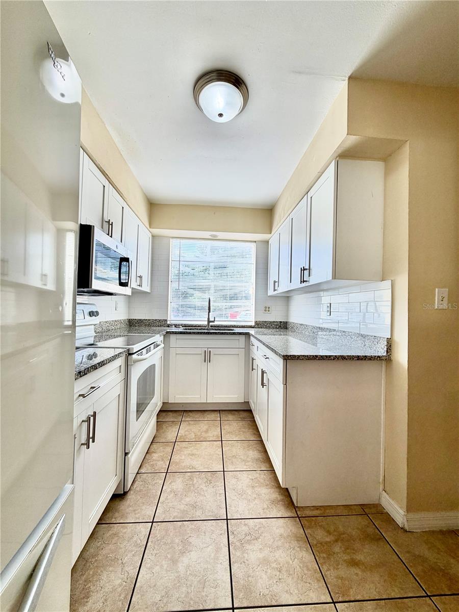 7501 GALLINETA CT #7501 — photo 4