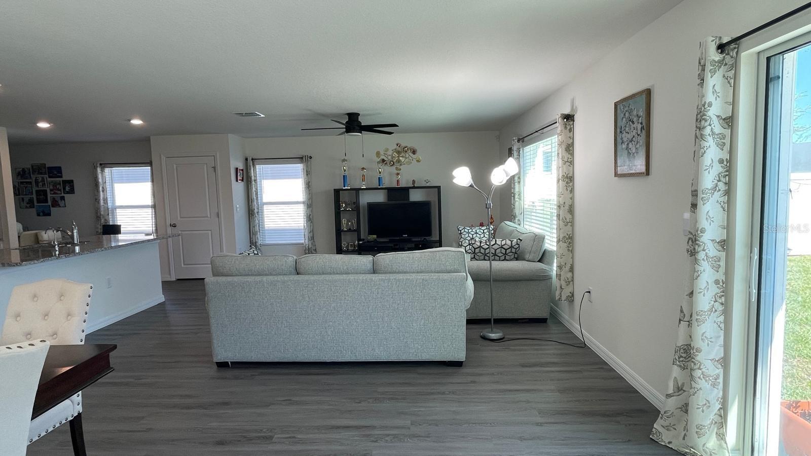 36117 SUNFLOWER HILL DR — photo 8