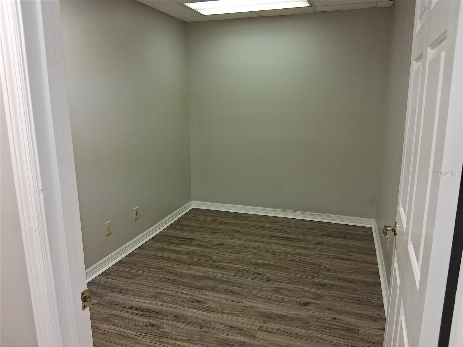 1000 BELCHER RD S #A6 — photo 25
