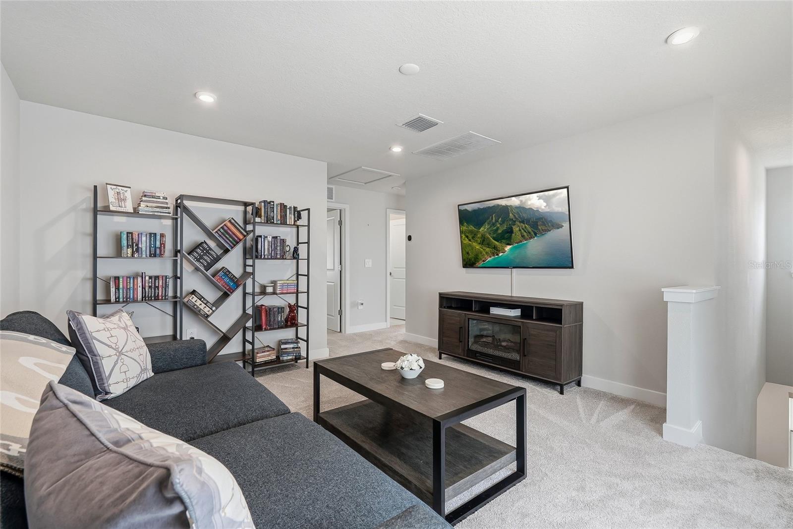 14437 MAIDEN TER — photo 21