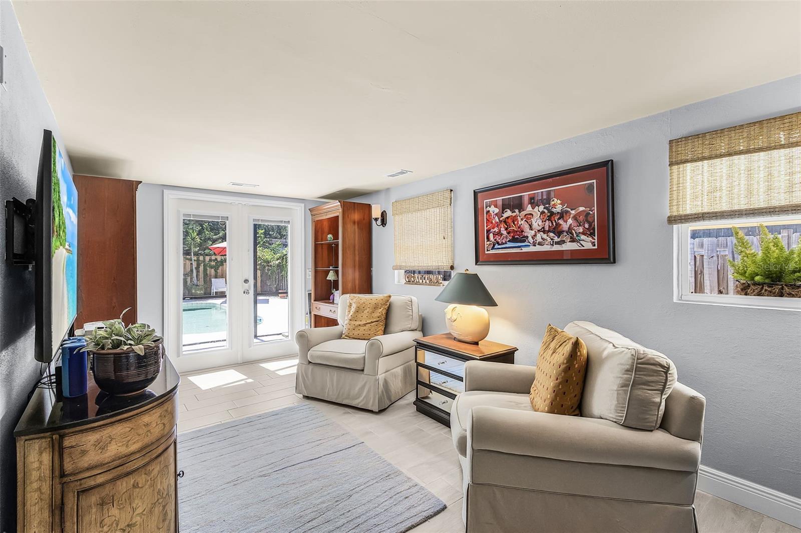 2138 TEMPLE ST — photo 10