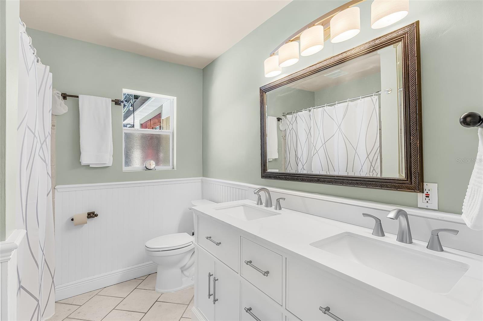 2138 TEMPLE ST — photo 13