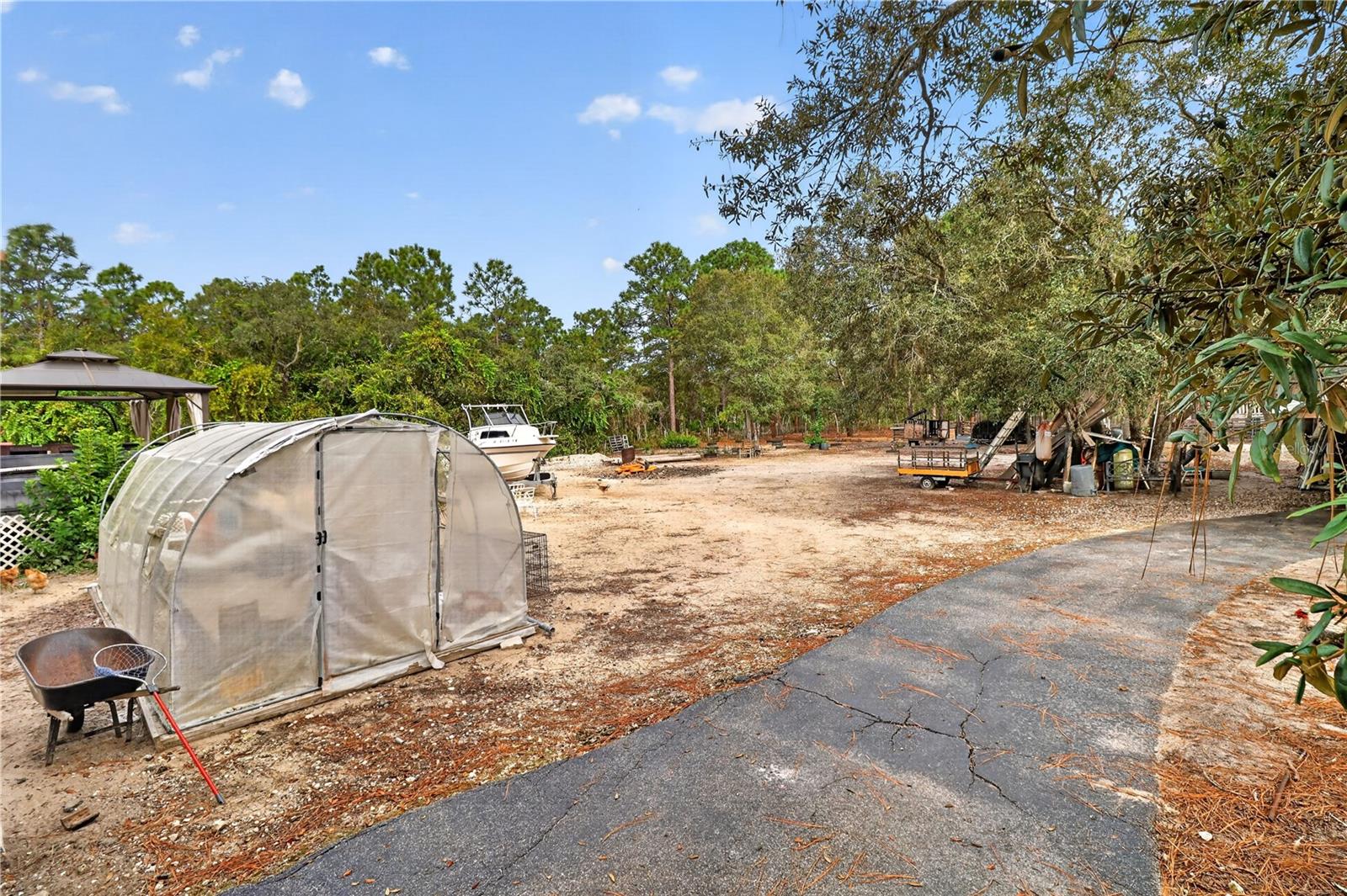 12627 BEAGLE RD — photo 30