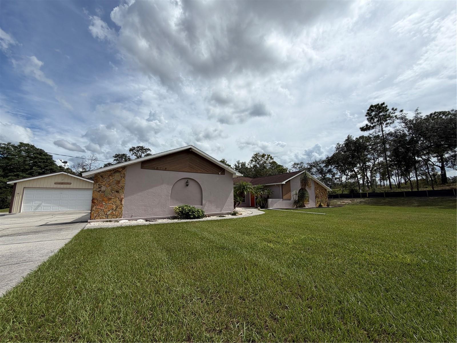 18216 MONTEVERDE DR — photo 25