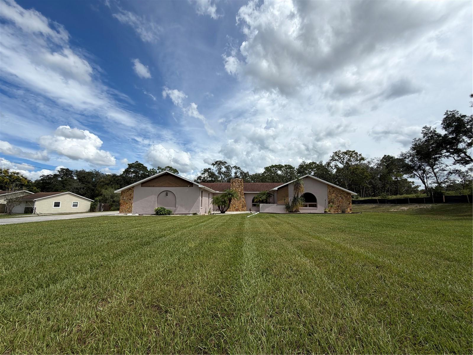 18216 MONTEVERDE DR — photo 2