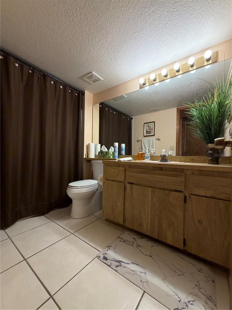 18216 MONTEVERDE DR — photo 14