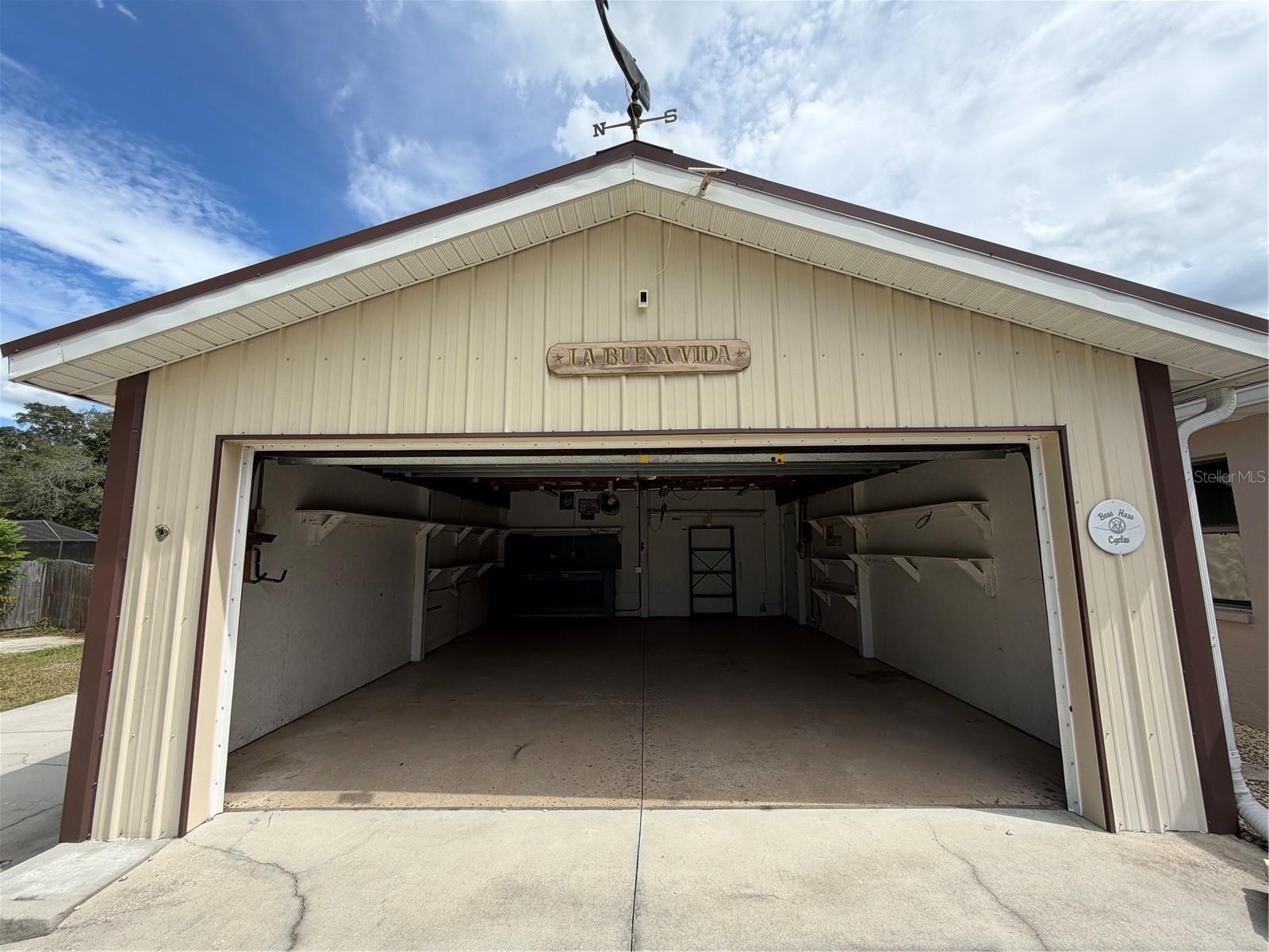 18216 MONTEVERDE DR — photo 23
