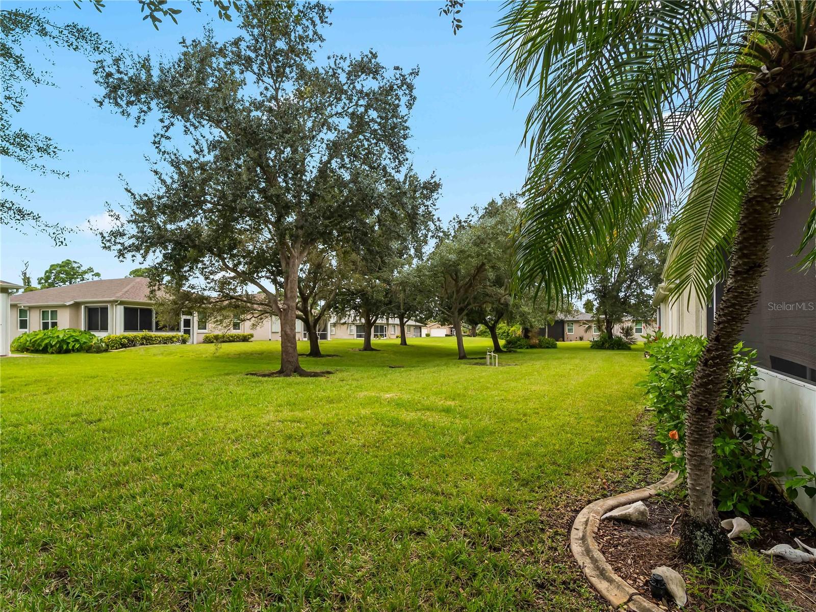1439 MIMS CT — photo 51
