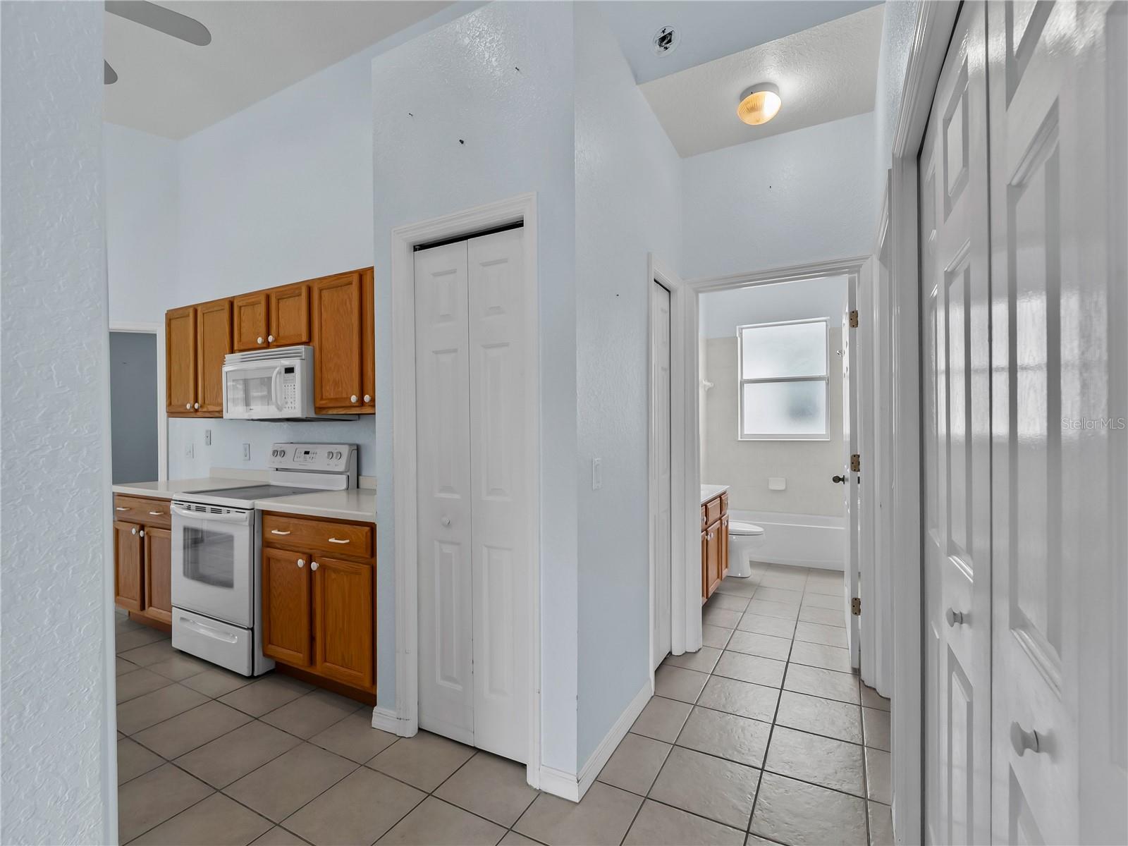 1439 MIMS CT — photo 20