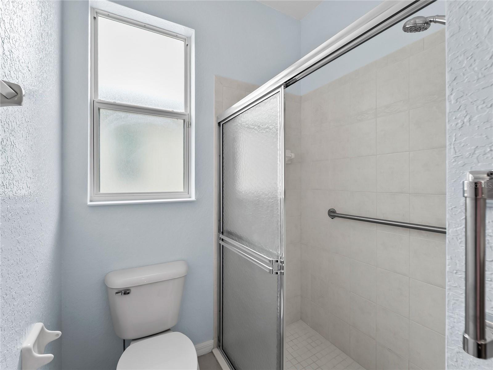 1439 MIMS CT — photo 44
