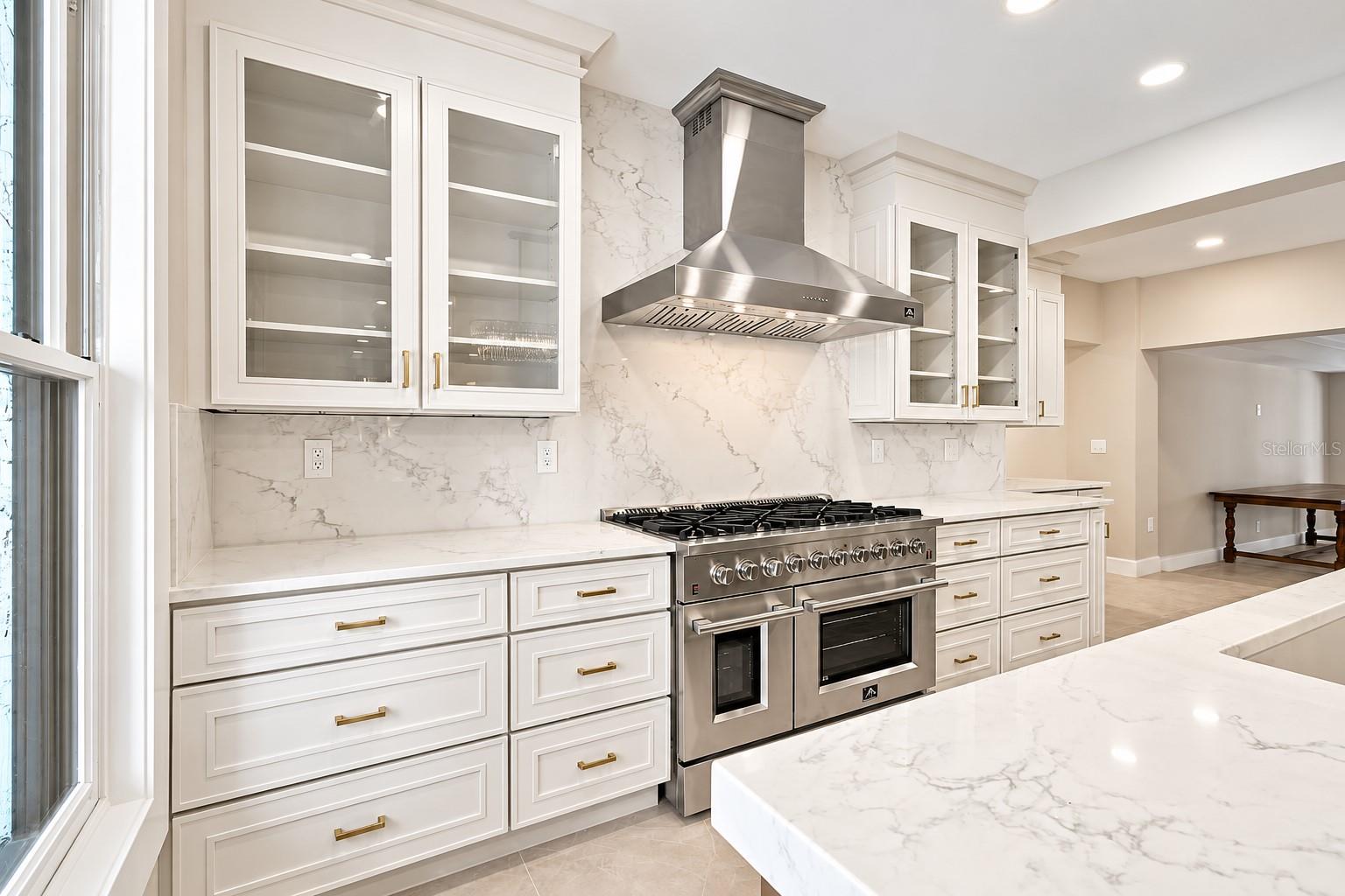 980 BAY ESPLANADE — photo 17