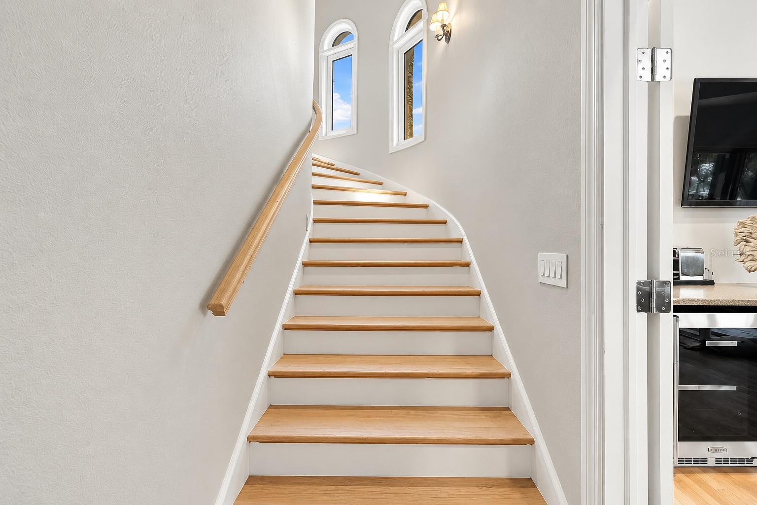 980 BAY ESPLANADE — photo 50