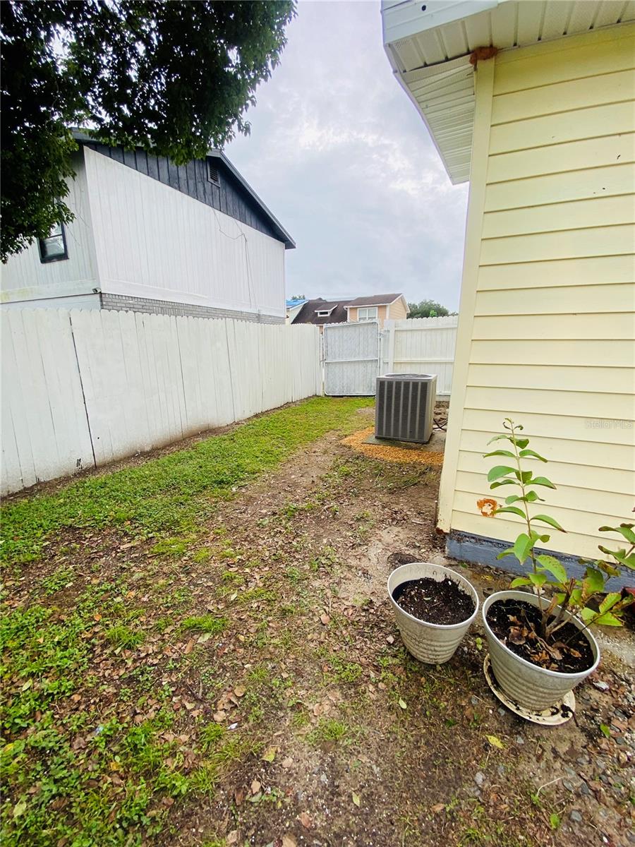 721 GASPARINO CT — photo 31