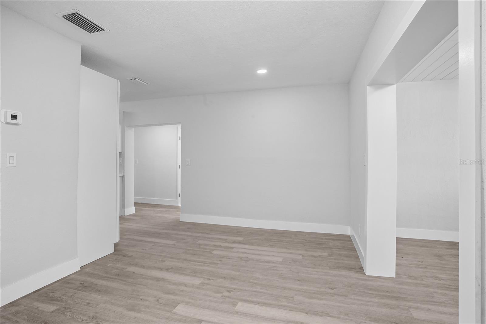 630 180TH AVE E — photo 14