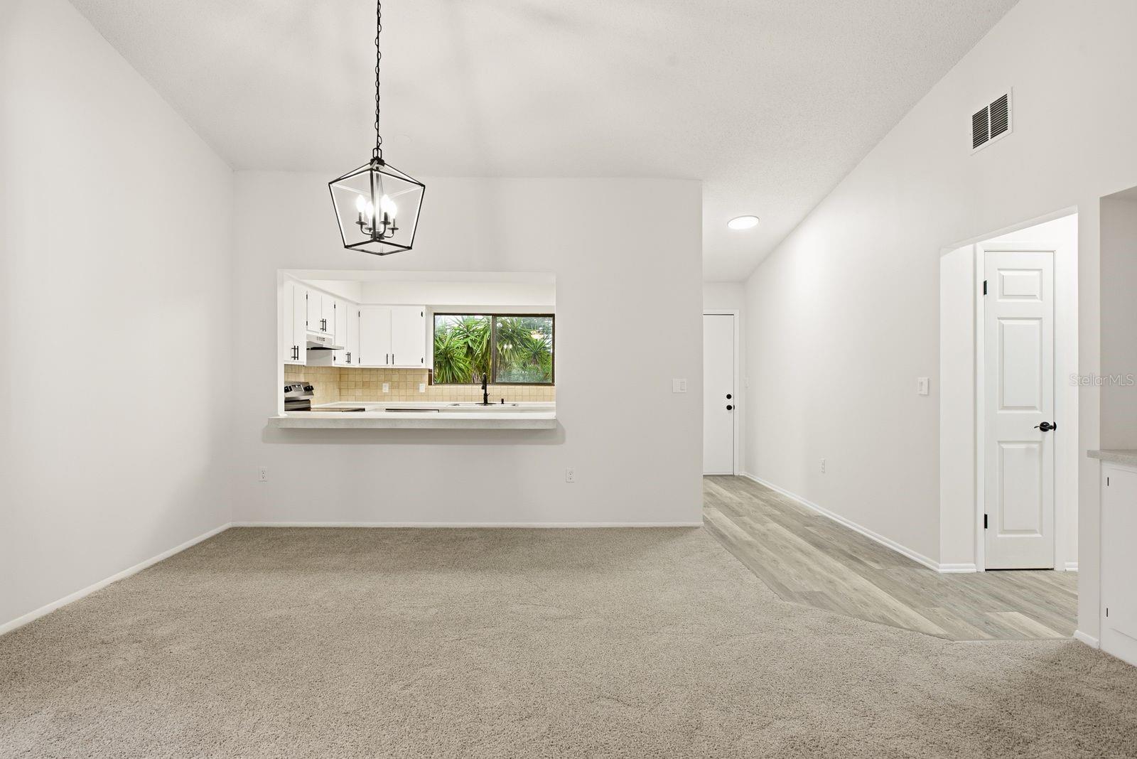 9960 EAGLES POINT CIR #4 — photo 12