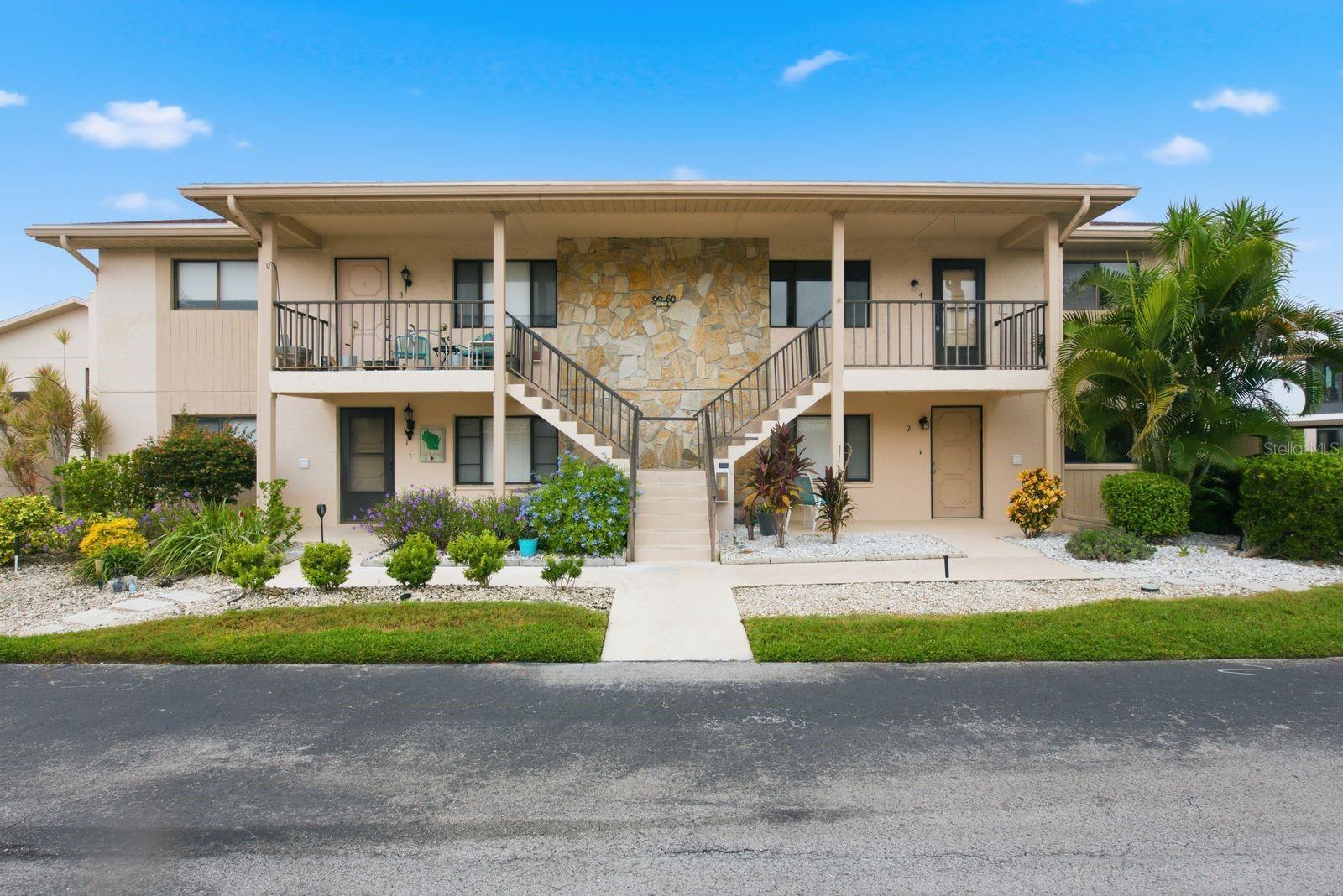 9960 EAGLES POINT CIR #4 — photo 42
