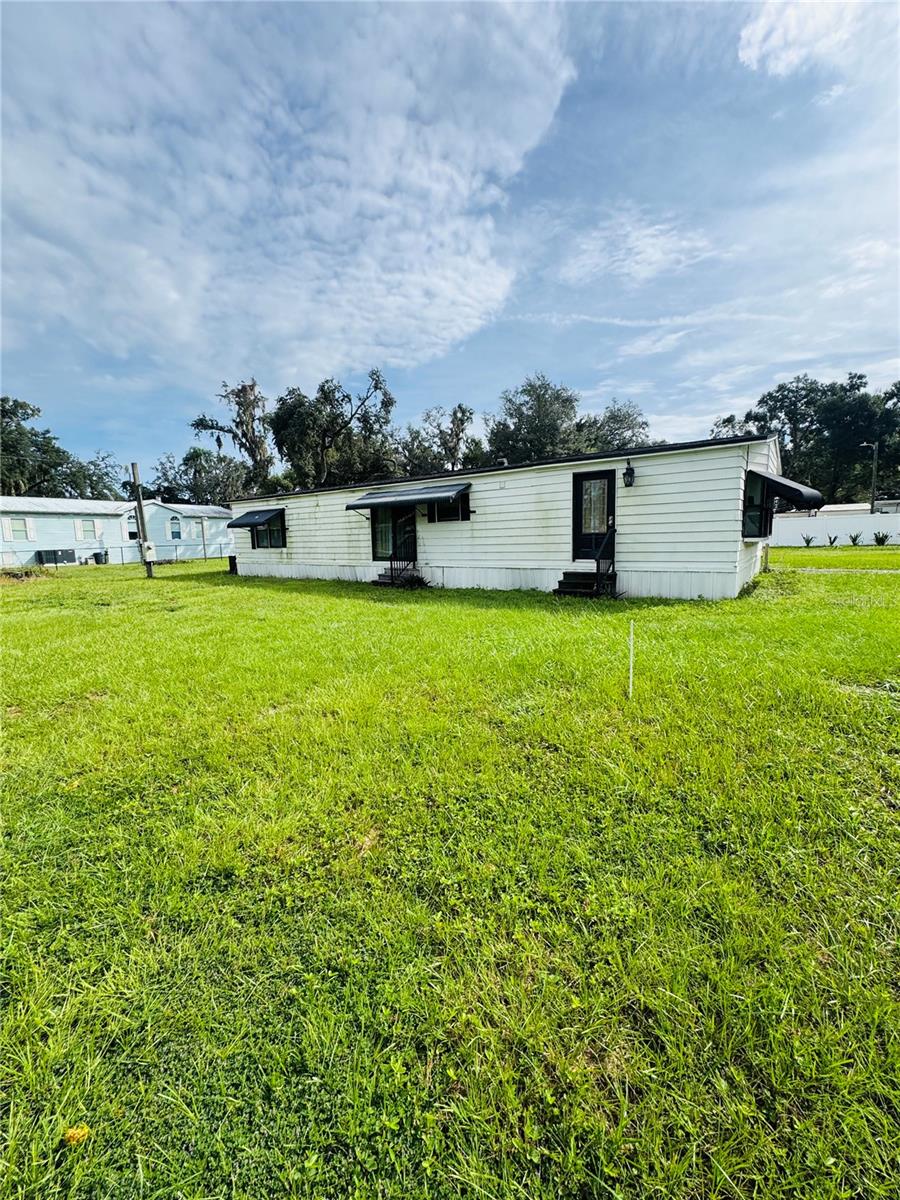 1013 LIANNE PL — photo 4