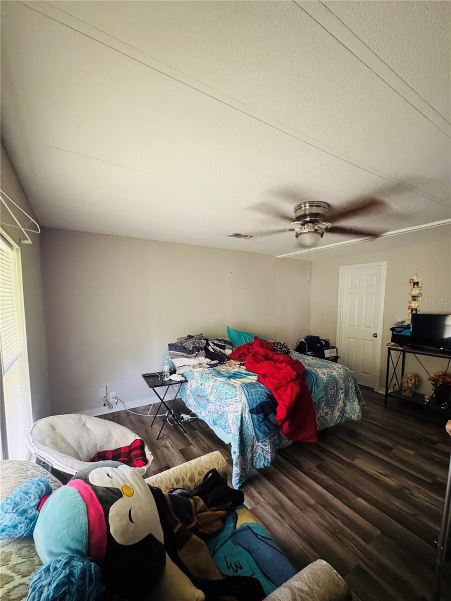 1013 LIANNE PL — photo 13
