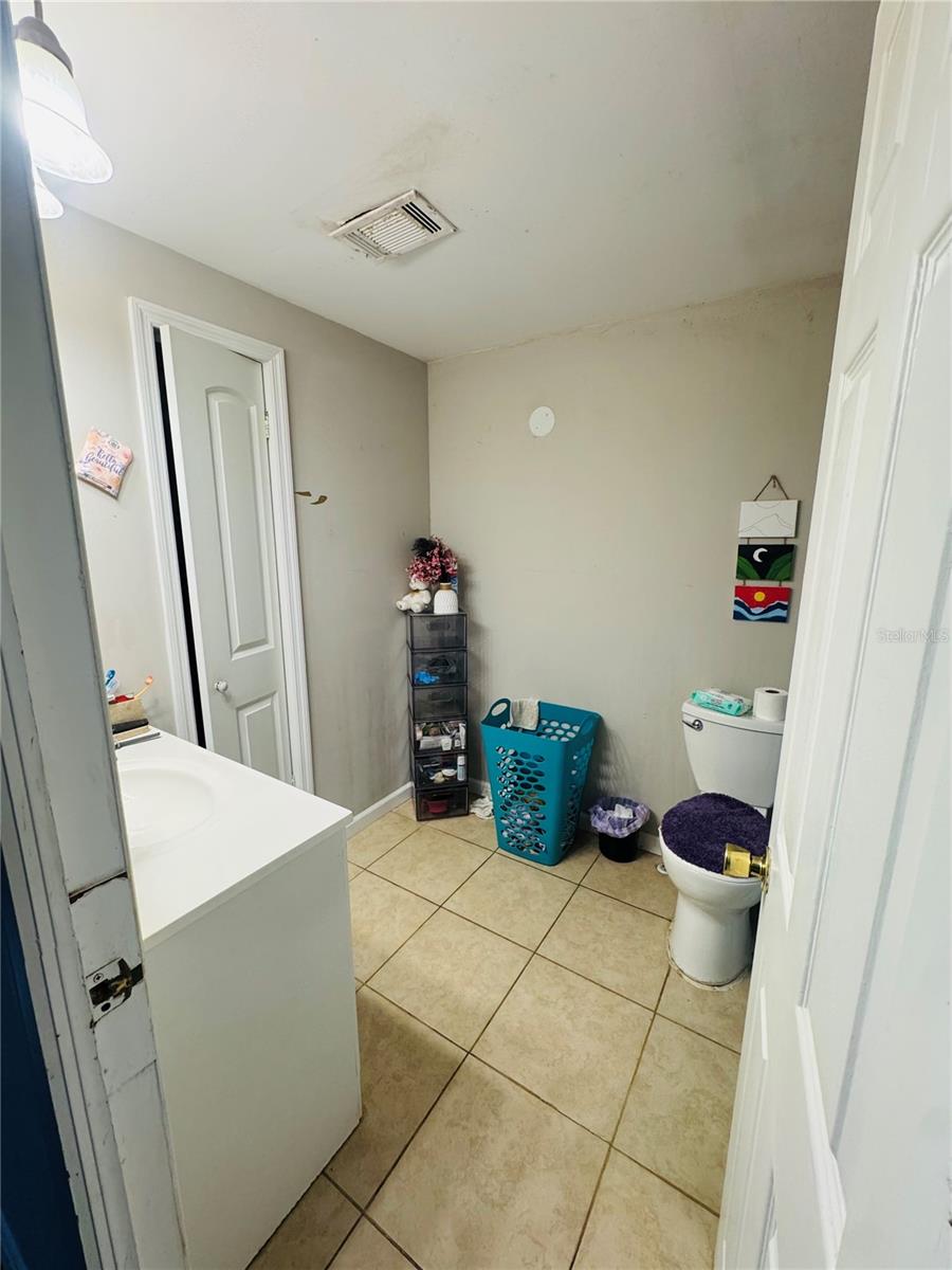 1013 LIANNE PL — photo 16