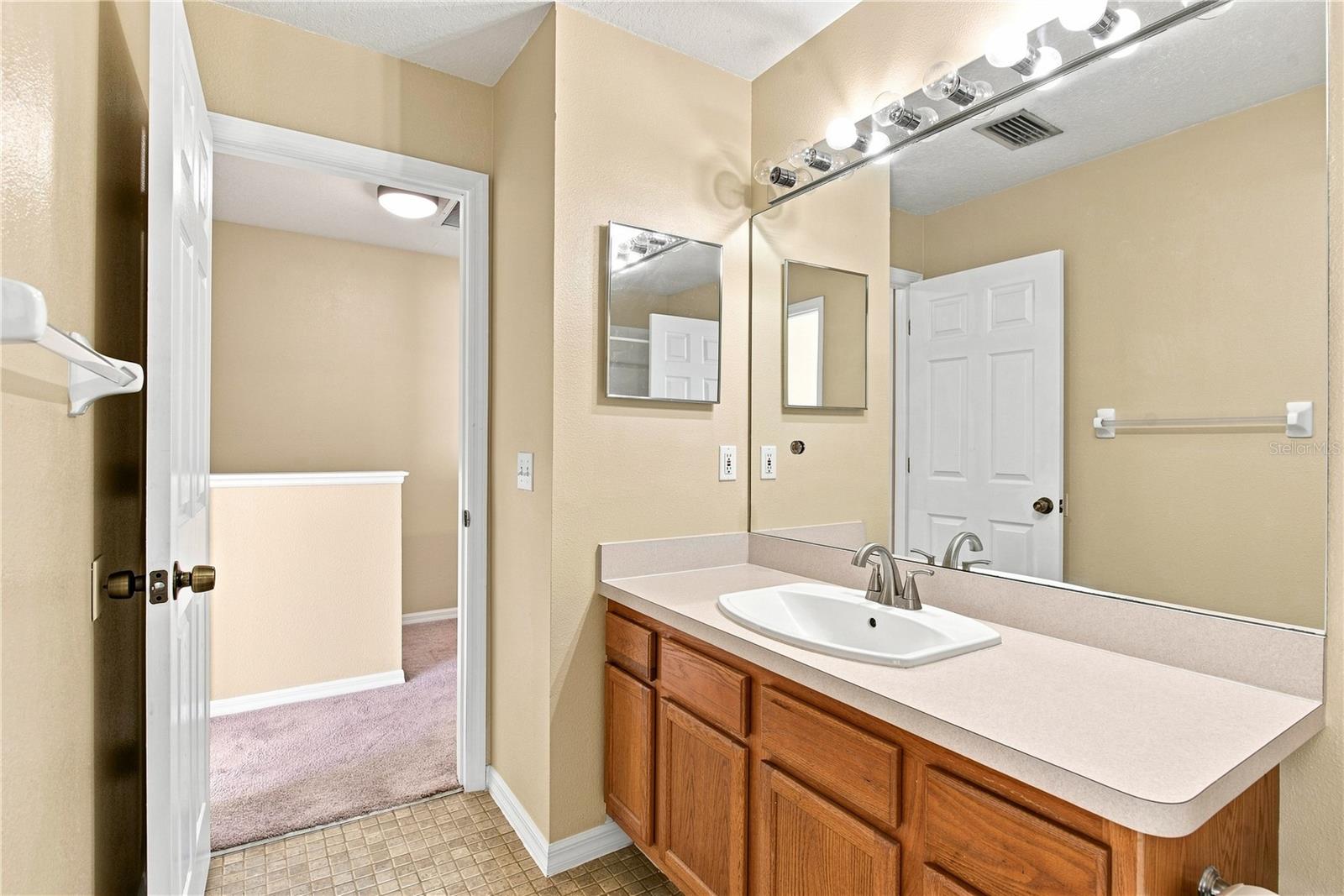 13710 FOREST LAKE DR — photo 22
