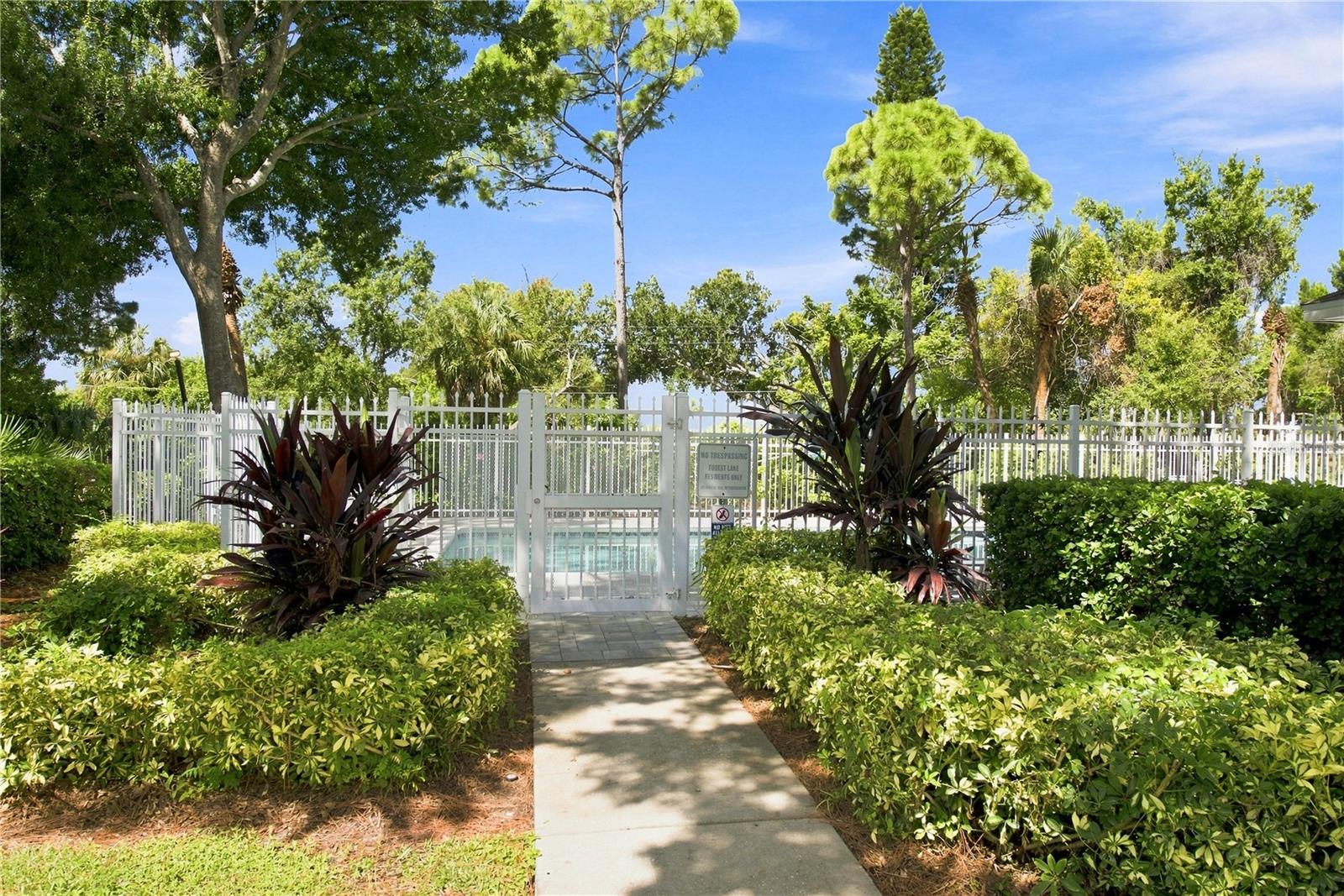13710 FOREST LAKE DR — photo 33