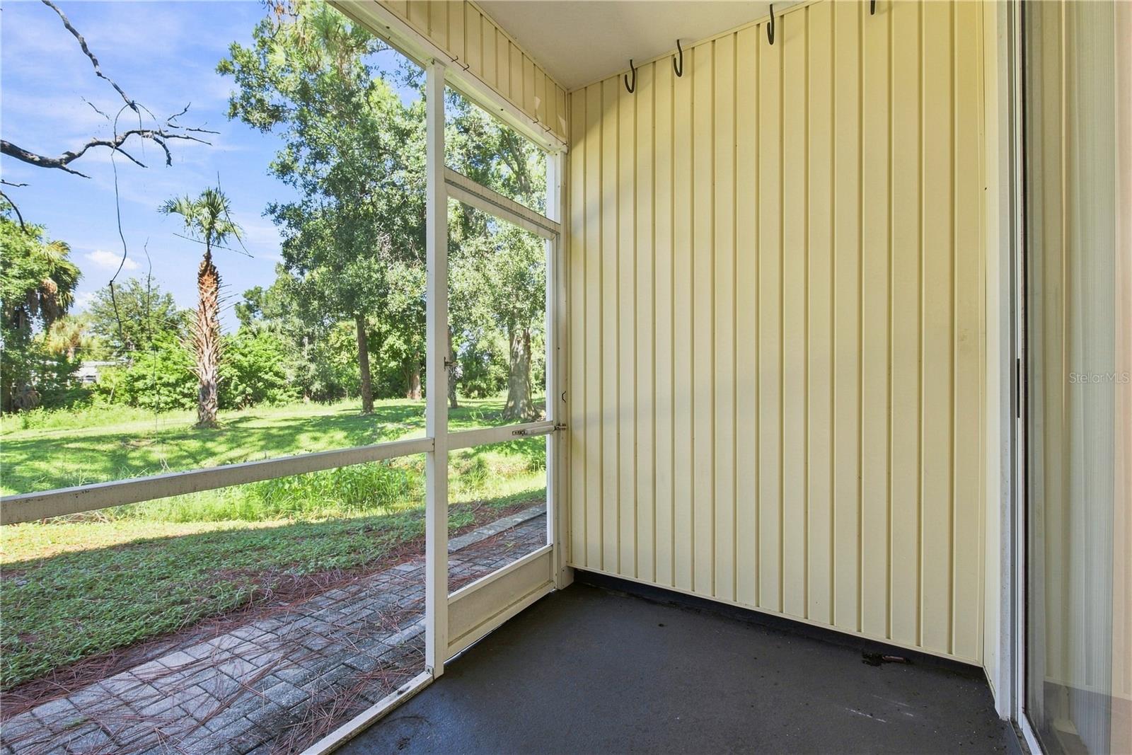 13710 FOREST LAKE DR — photo 28