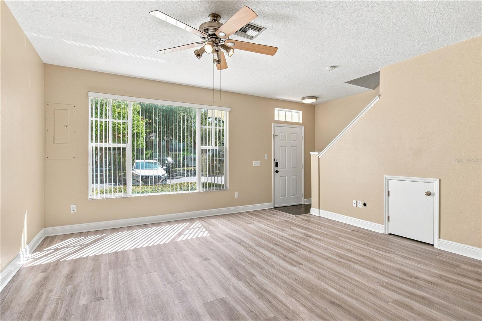 13710 FOREST LAKE DR — photo 6