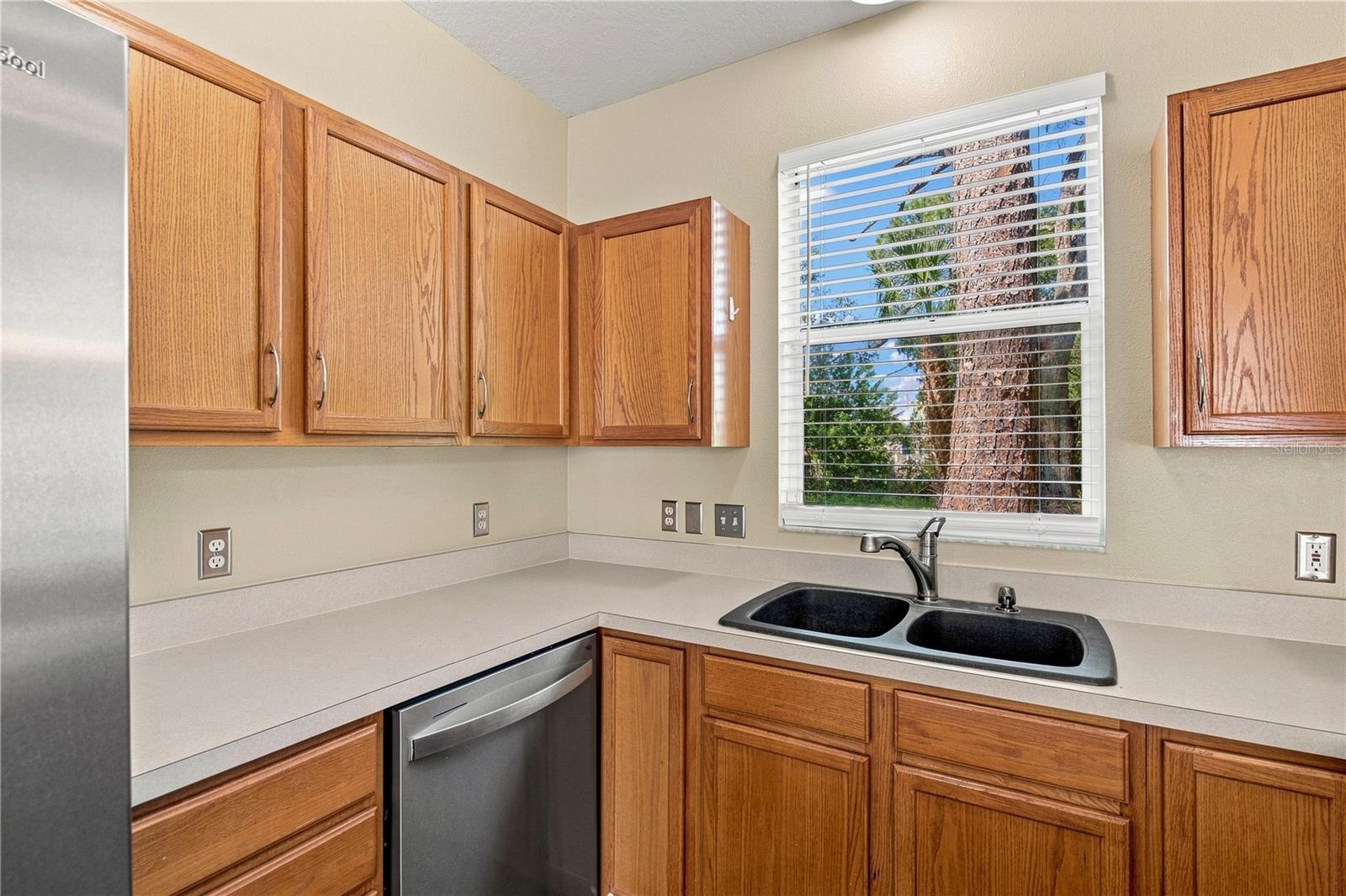 13710 FOREST LAKE DR — photo 15