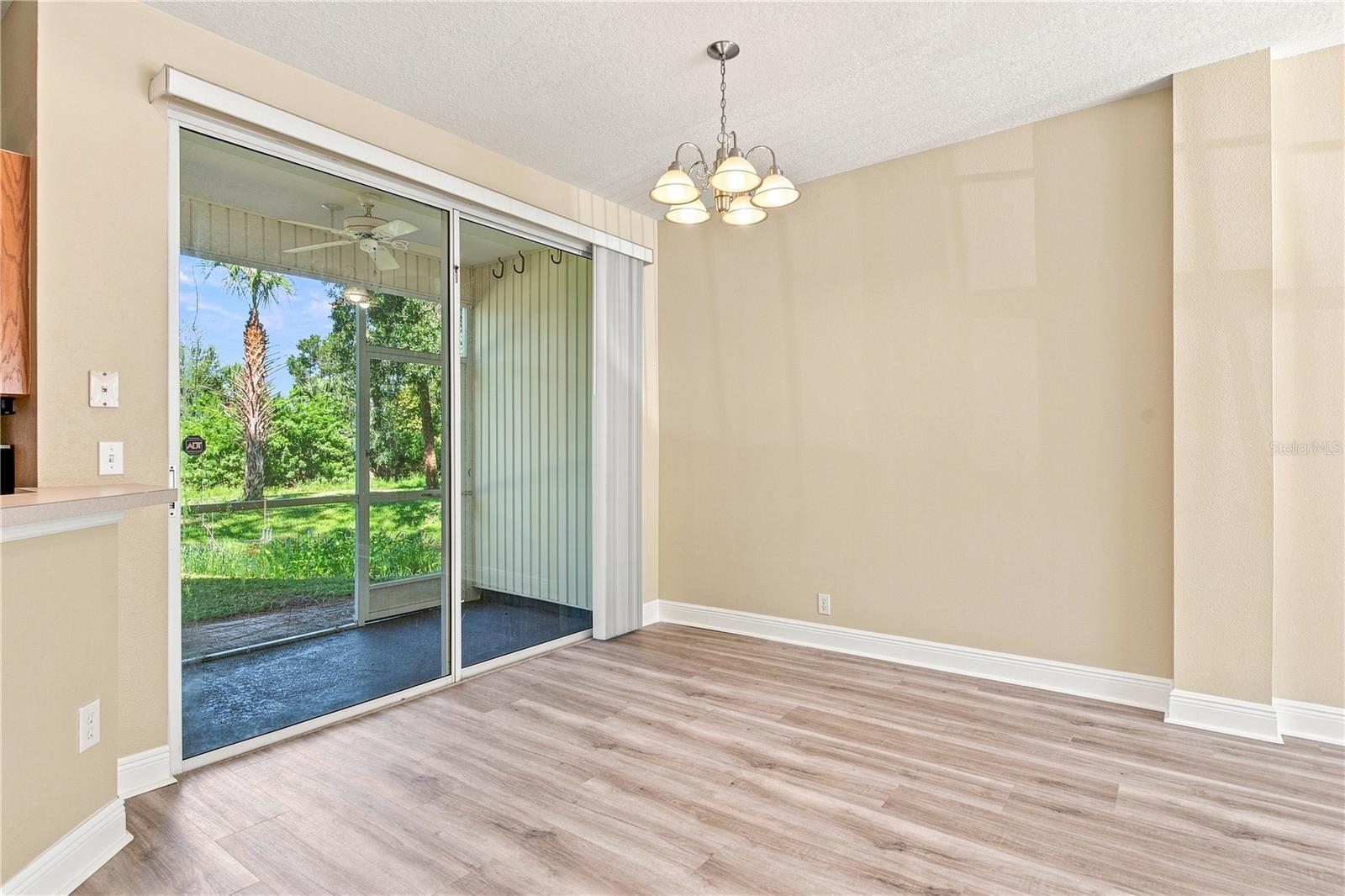 13710 FOREST LAKE DR — photo 8